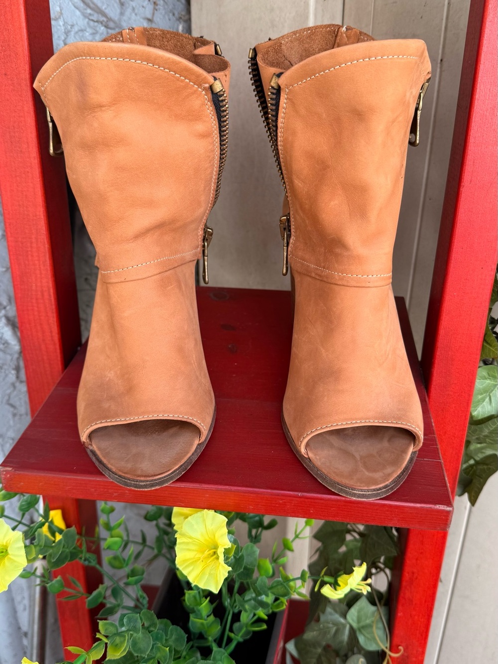 Open-Toe Tan Leather Ankle Boots with Side Zipper